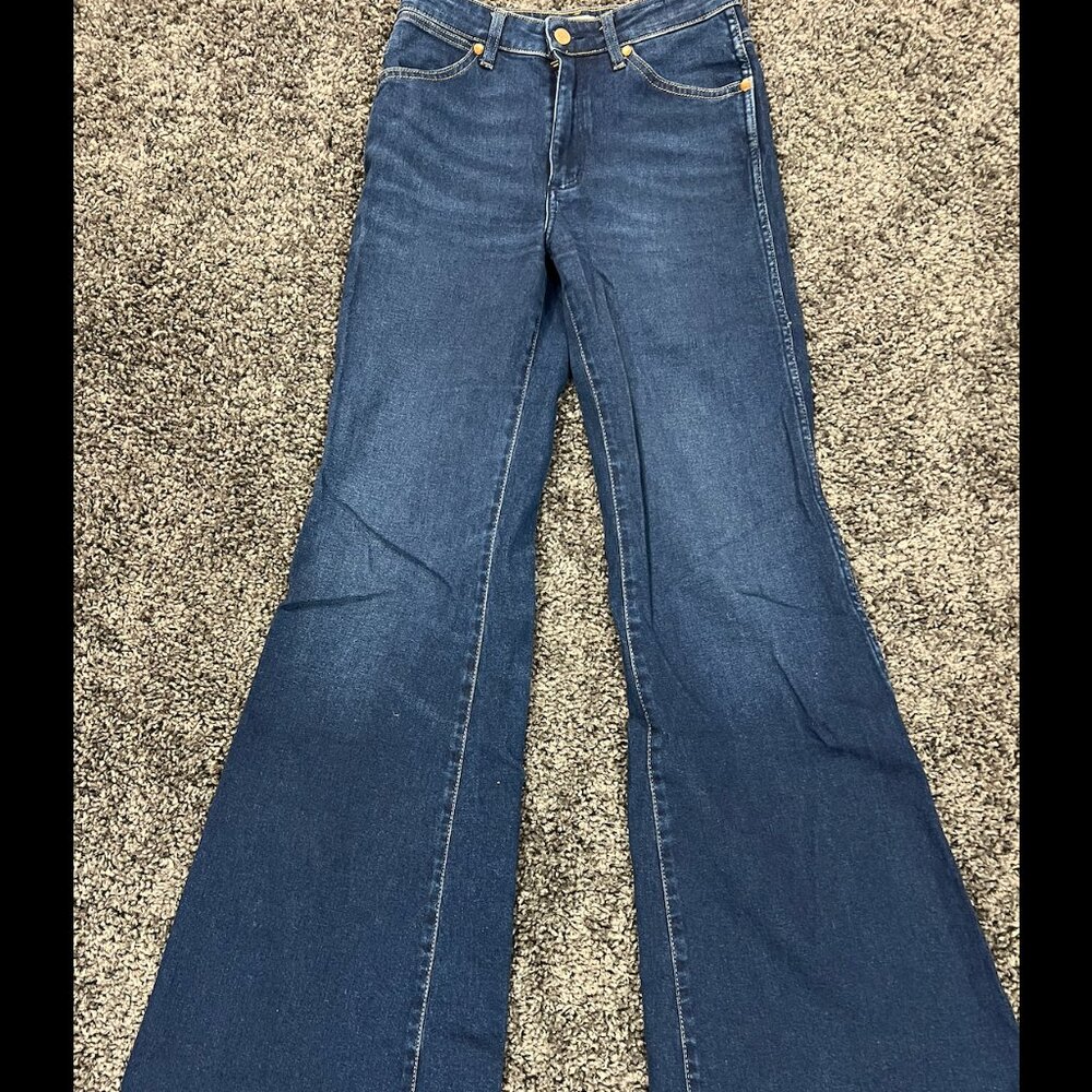 Wrangle Bell Bottom Jeans